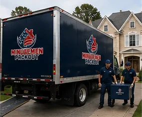 Minutemen Packout truck arriving for a residential packout in Coppell, TX